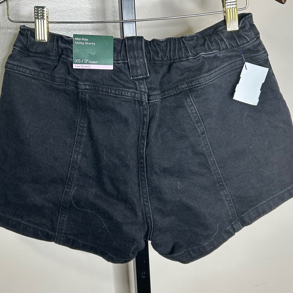 Wild‎ Fable Womens XS Mid-Rise Utility Shorts Black Wash Cargo 3in Inseam - Picture 6 of 7
